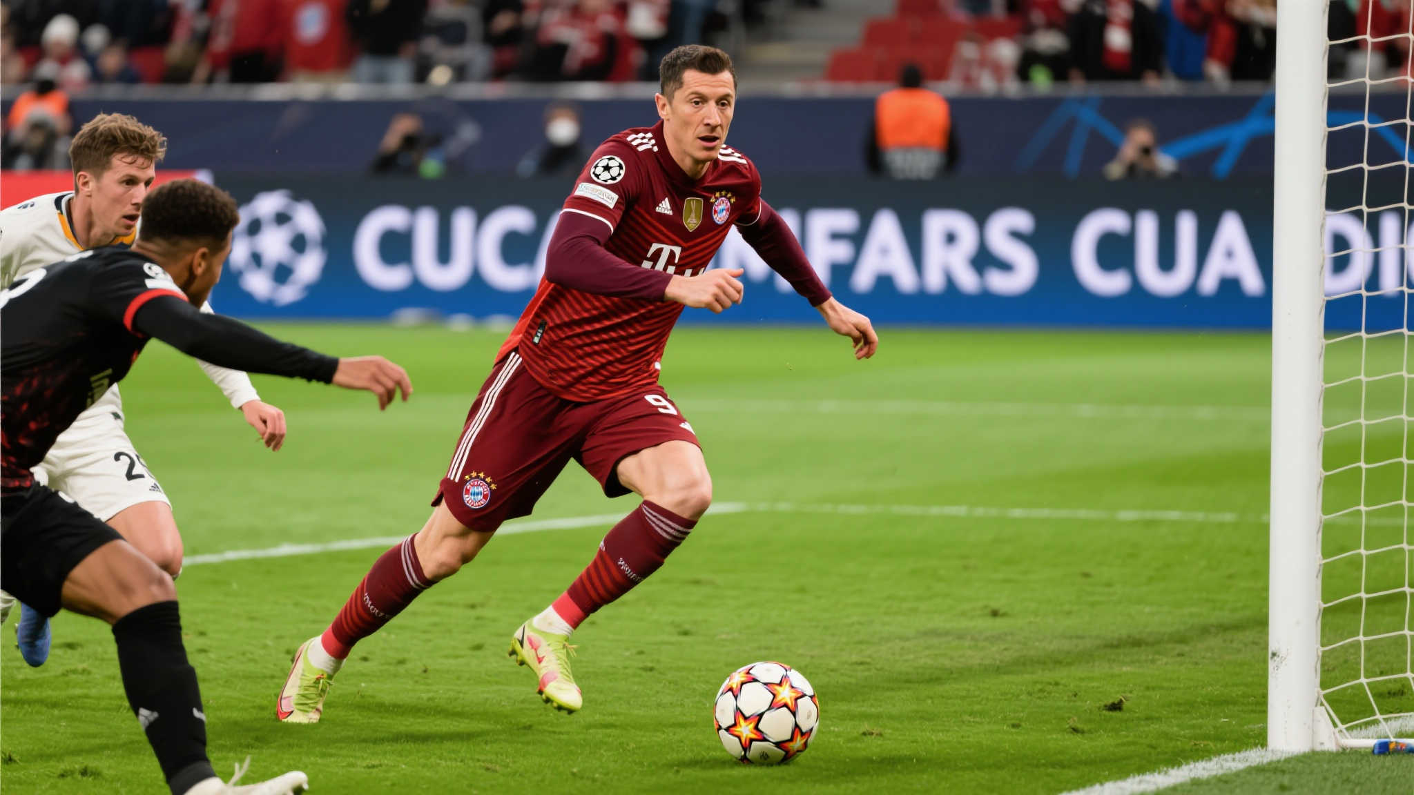 案例分析：决赛中的战术亮点
以世俱杯决赛为例，拜