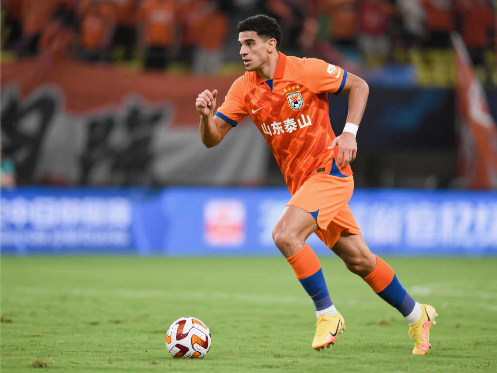 5月关键四战定泰山命运?克雷桑:先拿下齐鲁德比! 5月关键四战定泰山命运?克雷桑:先拿下齐鲁德比!